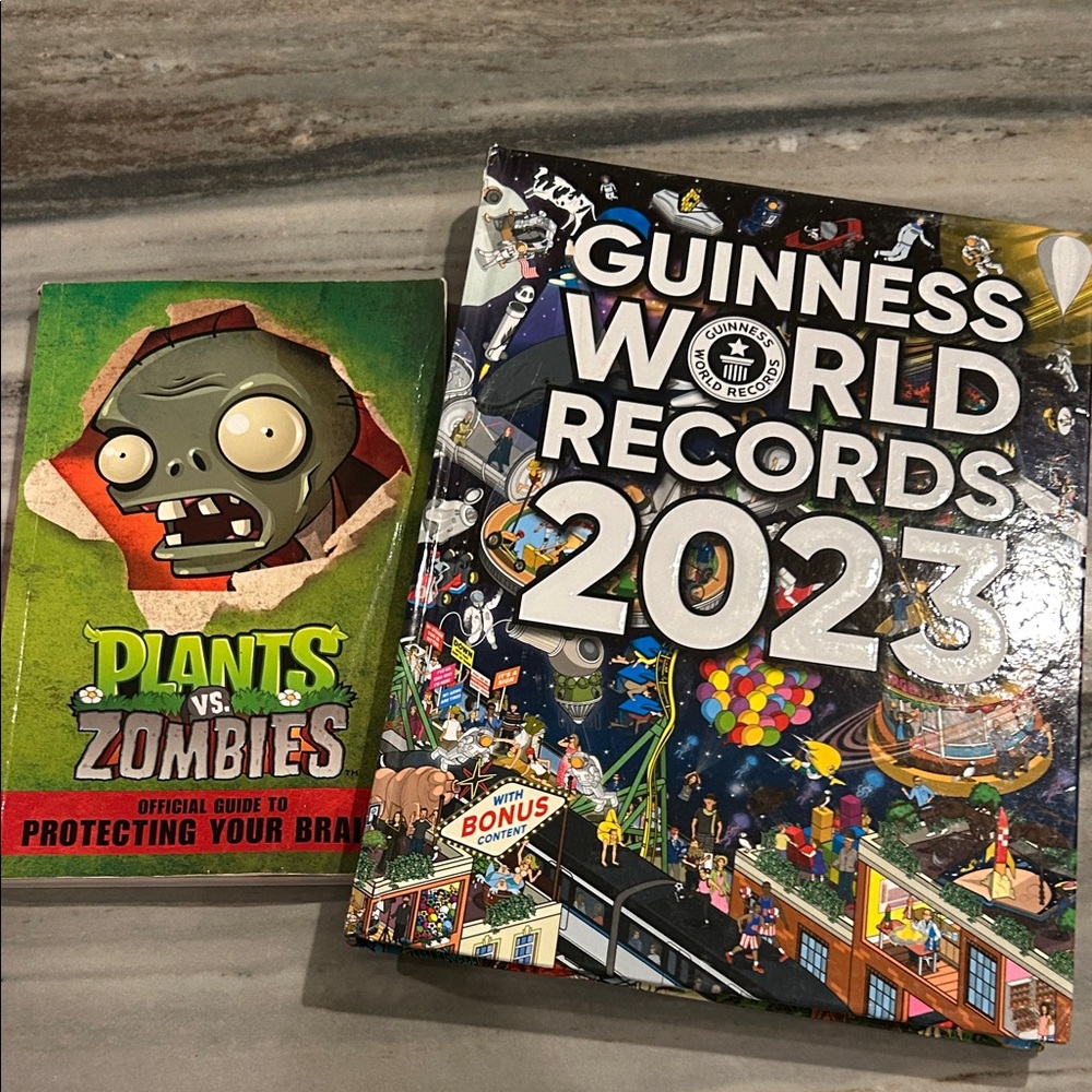 Guinness World Records 2023 Book & Plants vs Zombies book set